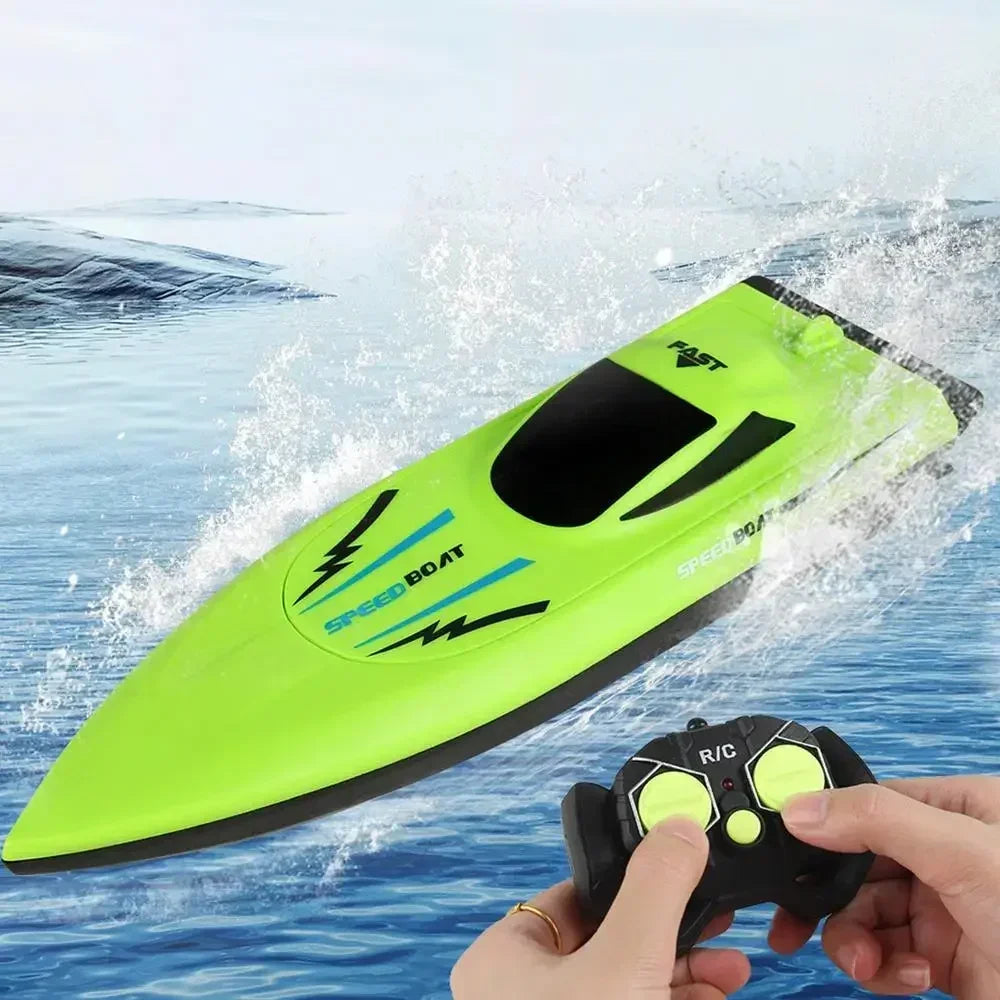 2.4G Remote Control Speed Boat for Kids – Fast Electric RC Boat Toy with Dual Motor, Waterproof Model for Pool & Outdoor Play